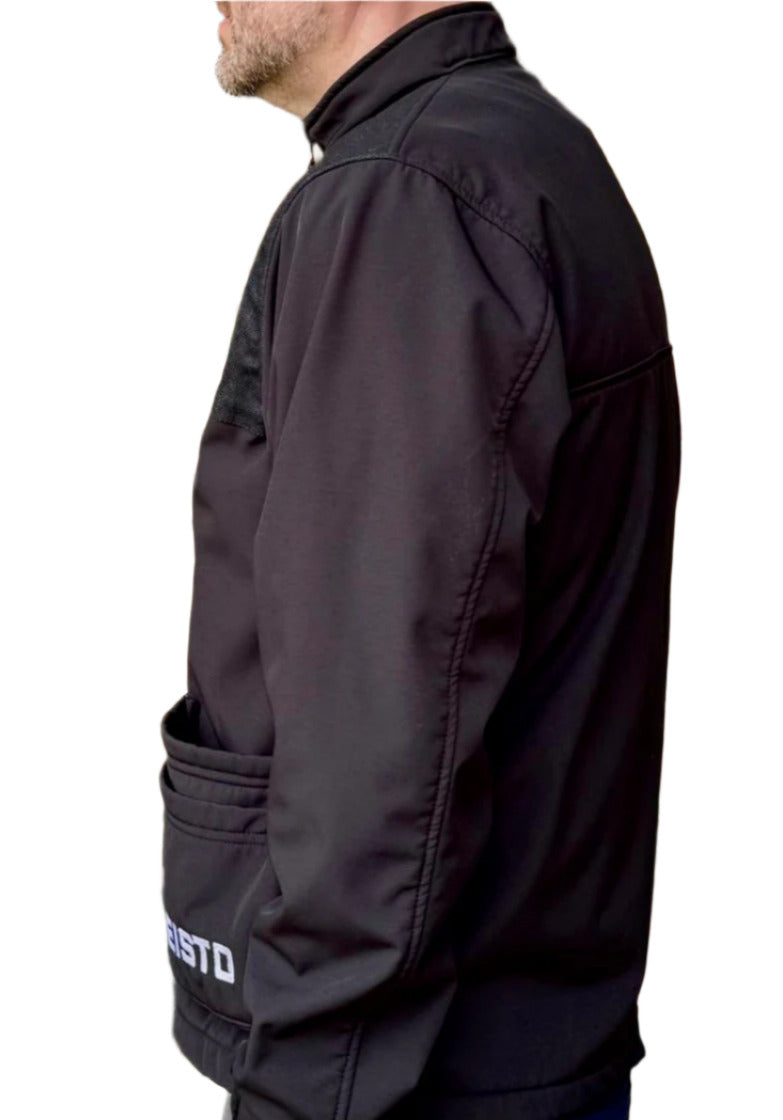 REISTO Softshell Shooting Jacket worn by clay shooter – lightweight, windproof and tailored for comfort